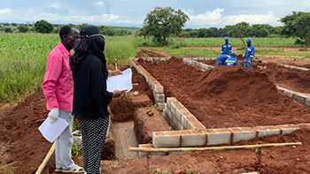 Bauarbeiten in Masumba Bauarbeiten in Masumba